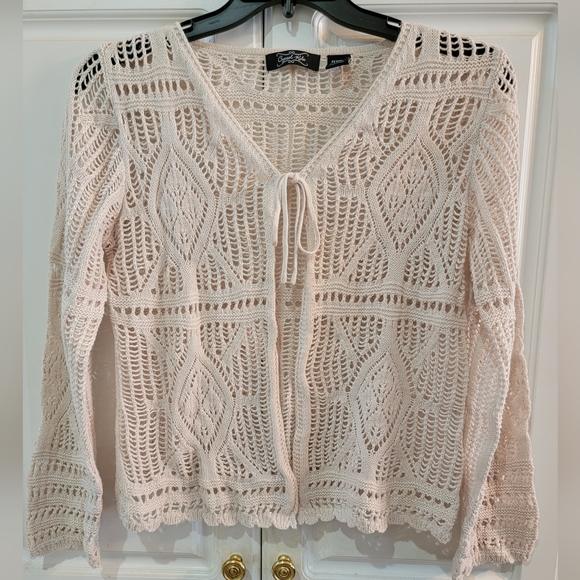 Cardigan - Picture 8 of 8